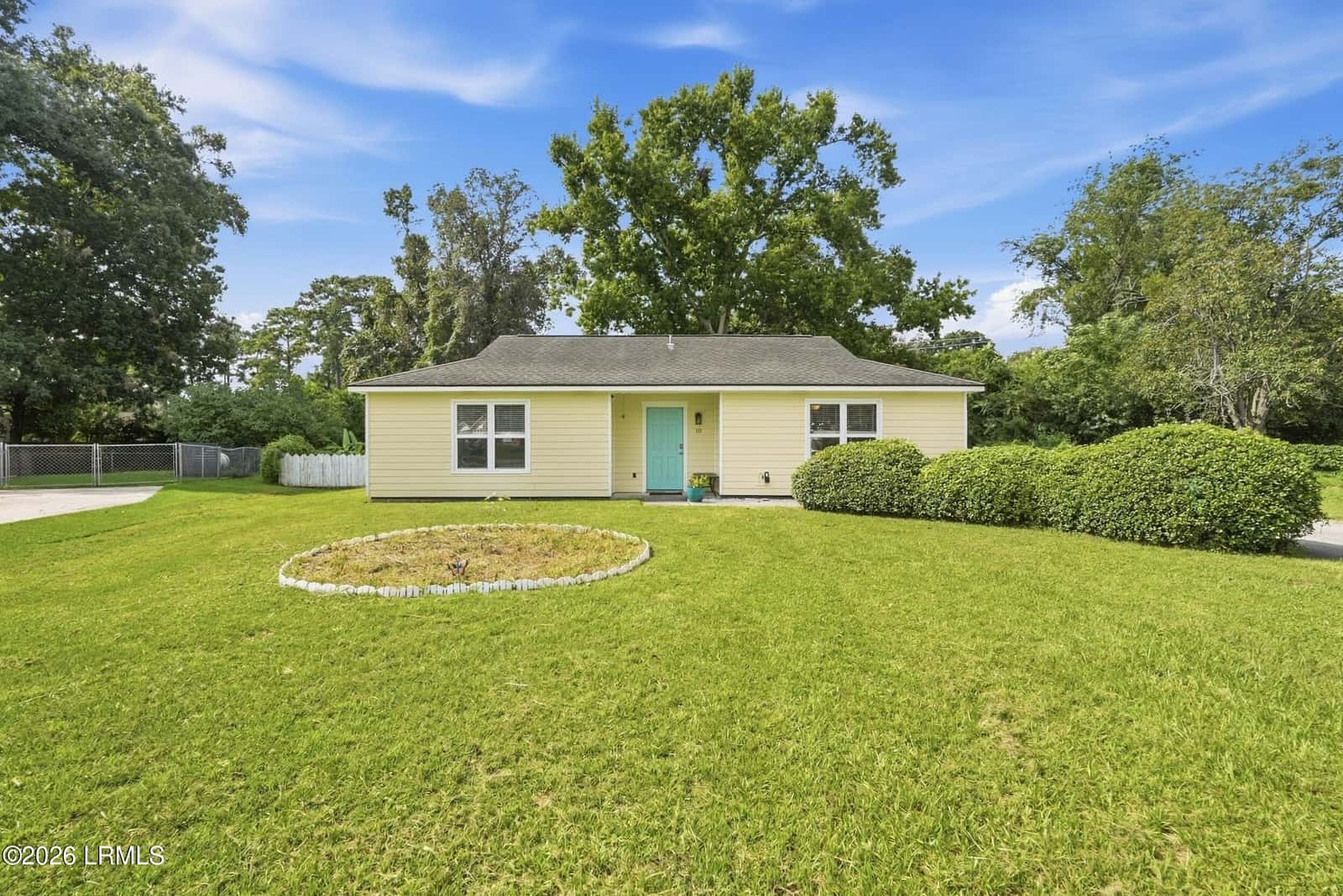 10 Quail Ridge Circle S, Beaufort, SC 29906 — photo 2 of 30
