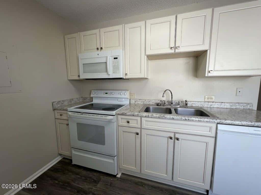 8 Old South Court F, Bluffton, SC 29910 — photo 5 of 20