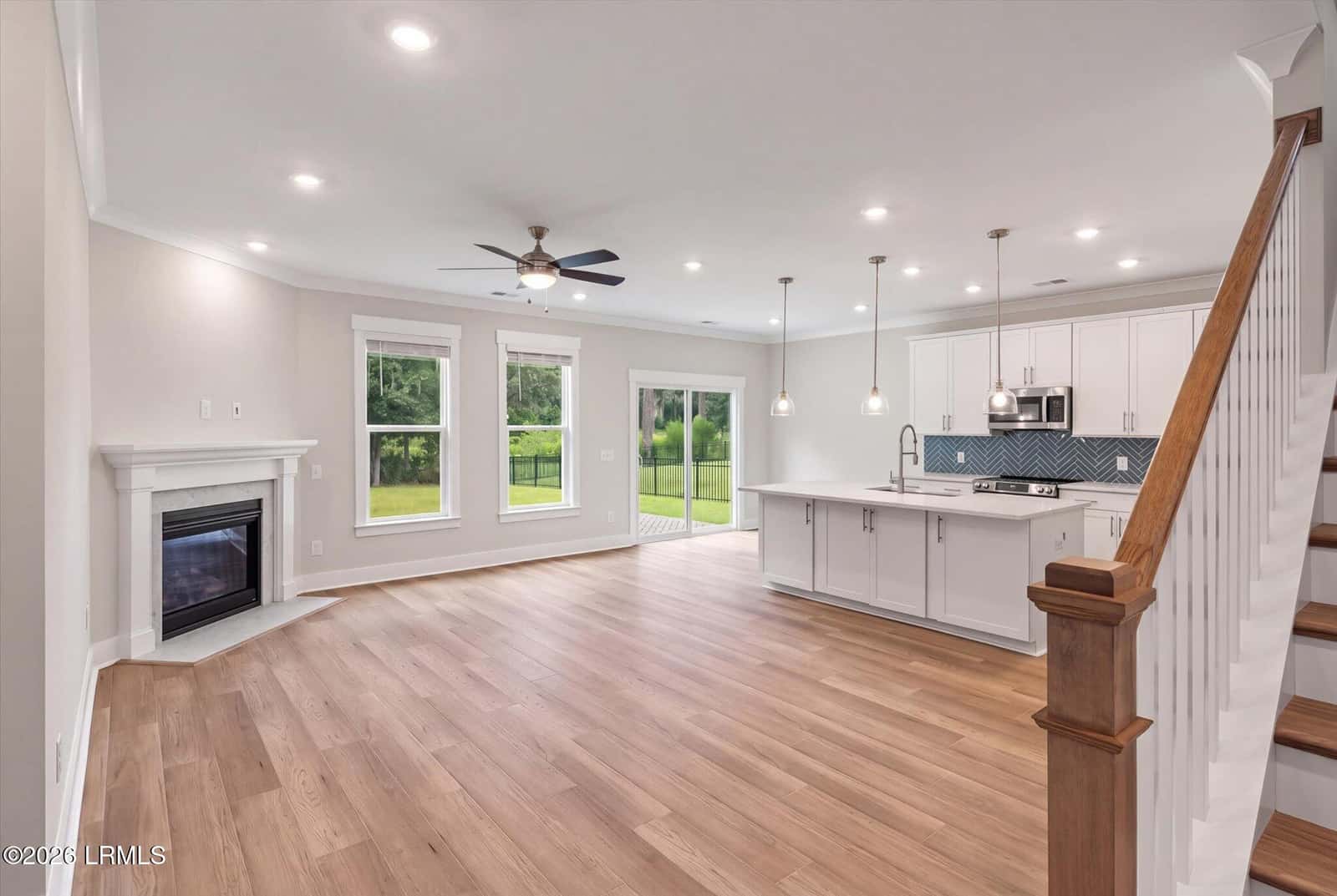 27 Fairfield Road, Beaufort, SC 29907 — photo 4 of 38