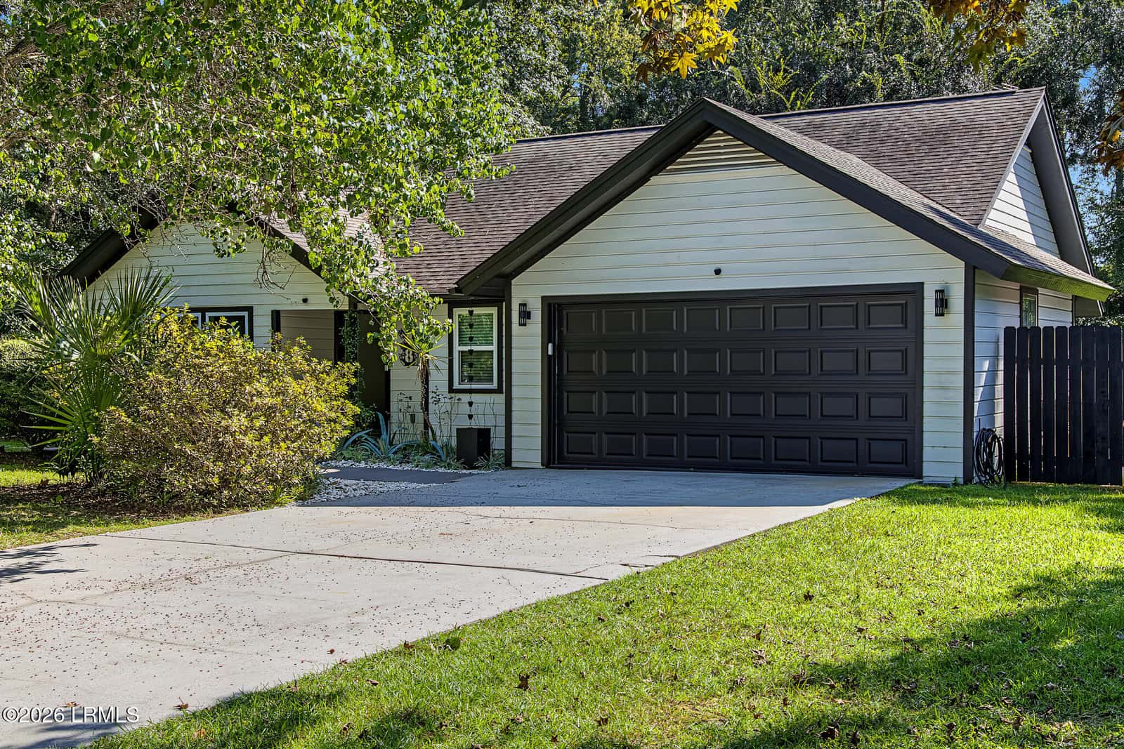 48 Sugaree Drive, Bluffton, SC 29910 — photo 4 of 51