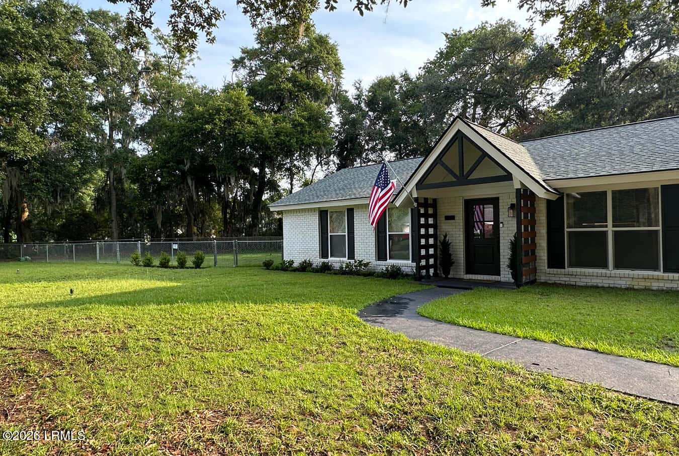 2607 Harvey Road, Beaufort, SC 29902 — photo 2 of 24