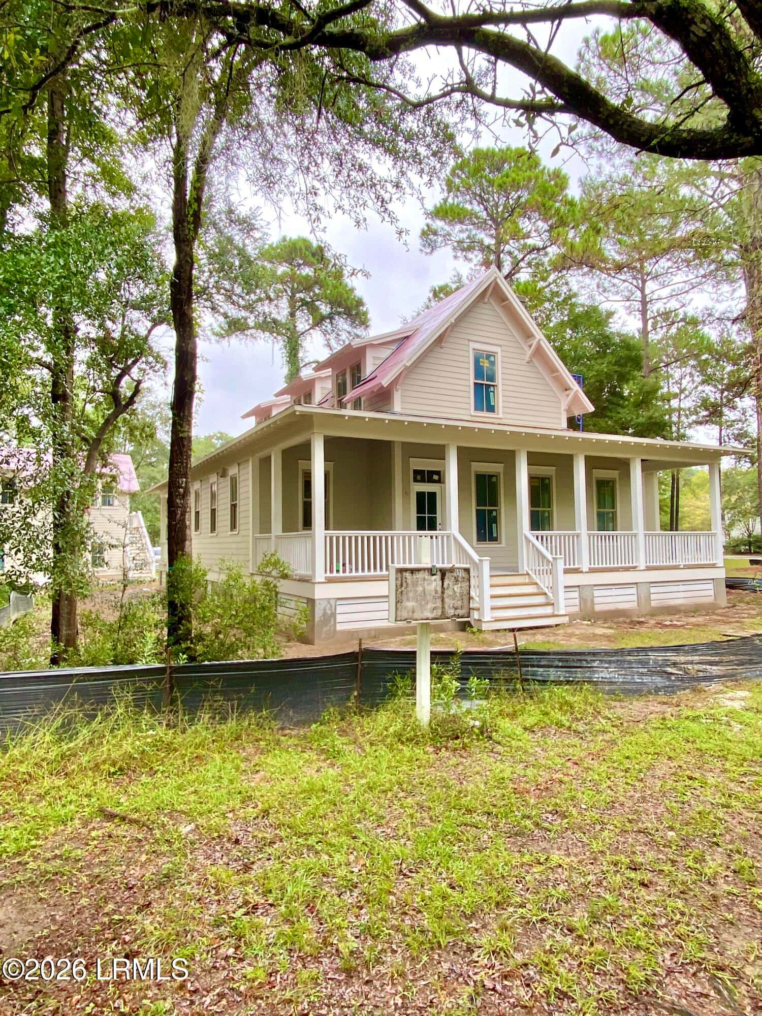 695 Distant Island Drive, Beaufort, SC 29907 — photo 2 of 43
