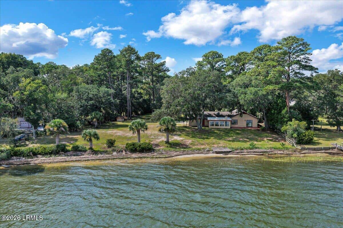 50 Honeysuckle Lane, Beaufort, SC 29907 — photo 3 of 62