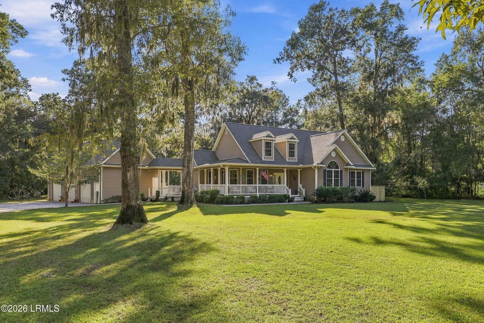 934 Oakwood Drive, Hardeeville, SC 29927 — photo 2 of 54