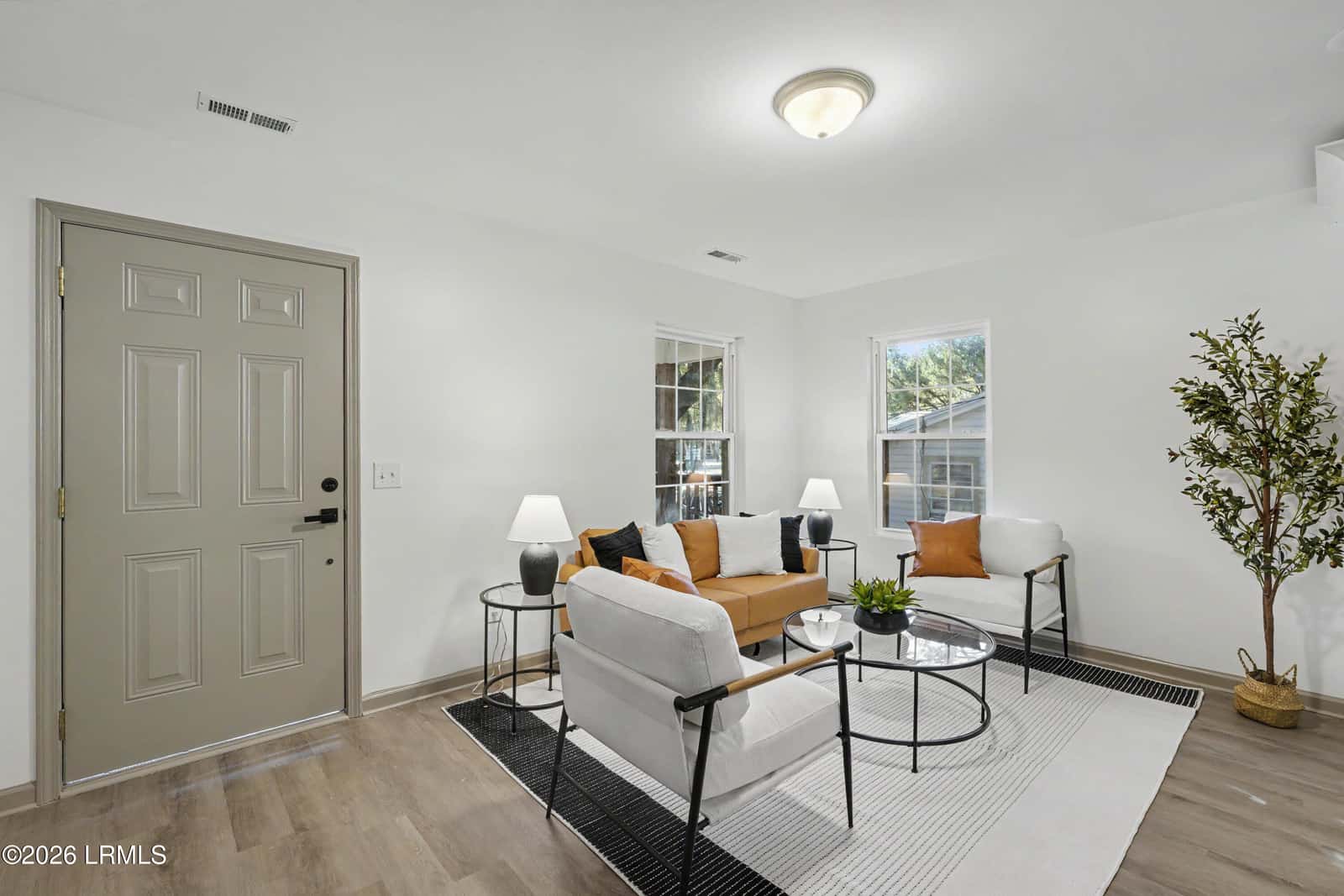 1254 Ribaut Road, Beaufort, SC 29902 — photo 4 of 35