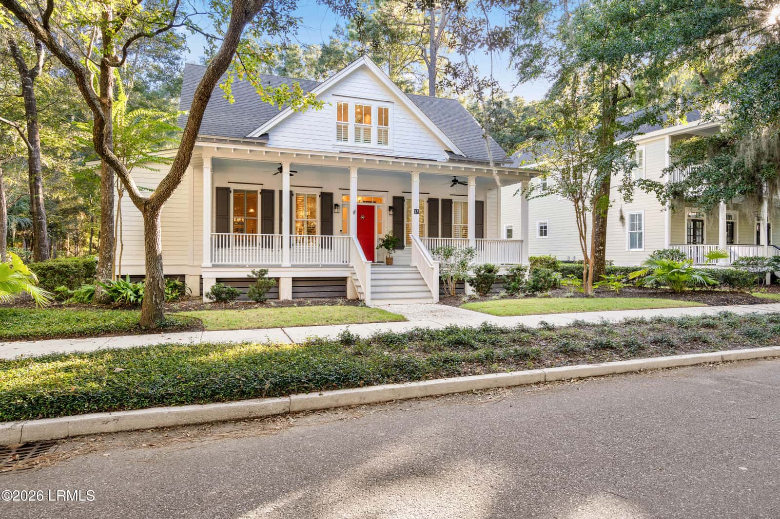17 Newpoint Road, Beaufort, SC 29907 — photo 2 of 66