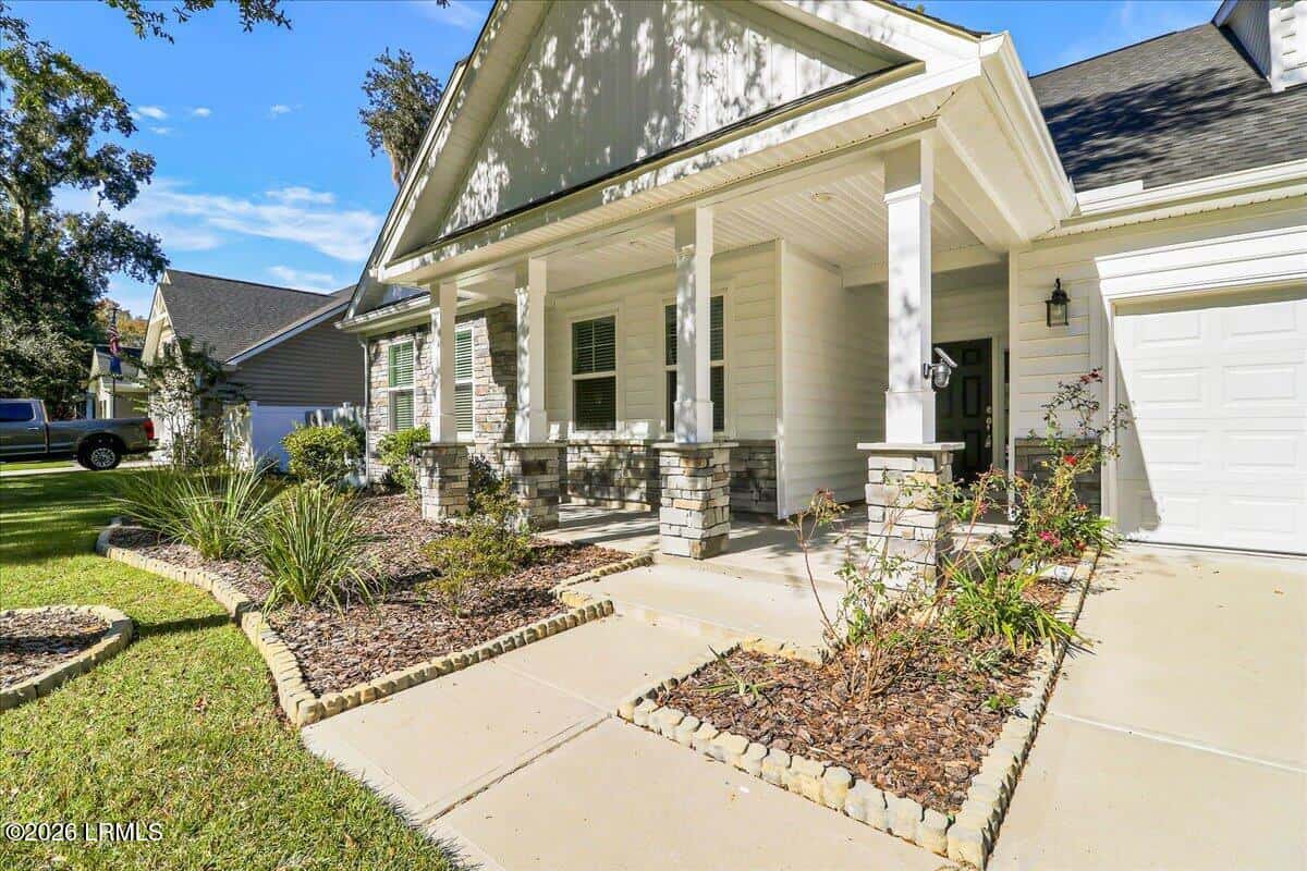 37 Fairfield Road, Beaufort, SC 29907 — photo 3 of 39
