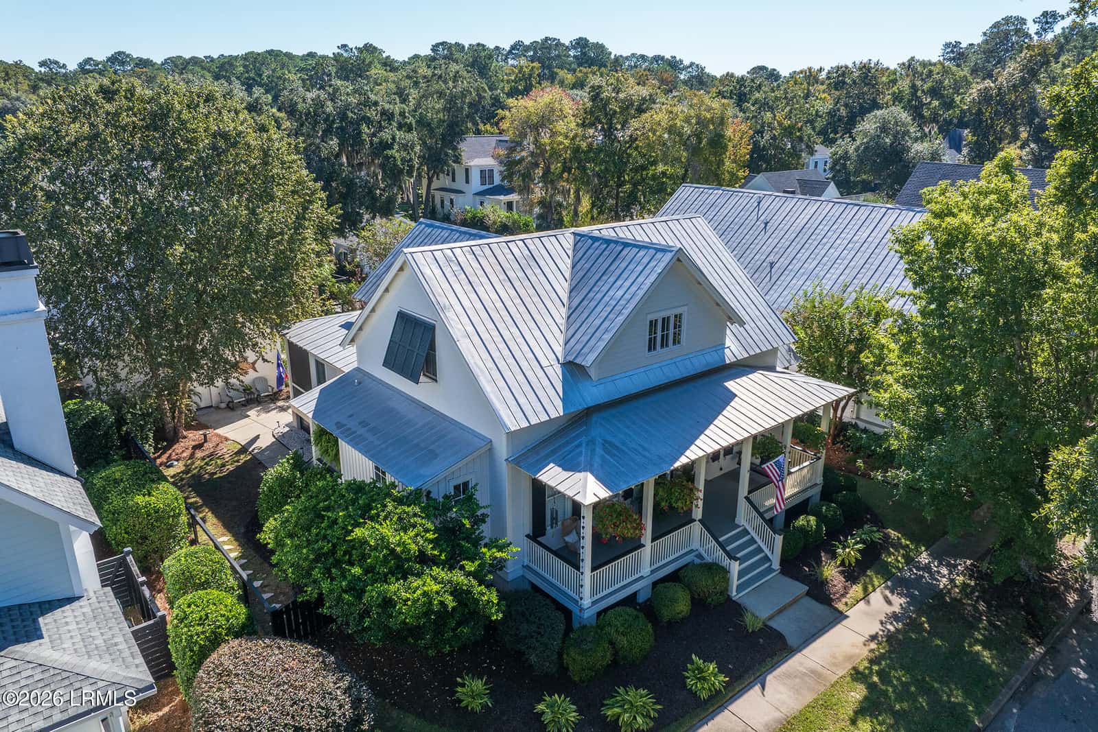 28 Park Way, Beaufort, SC 29907 — photo 2 of 96