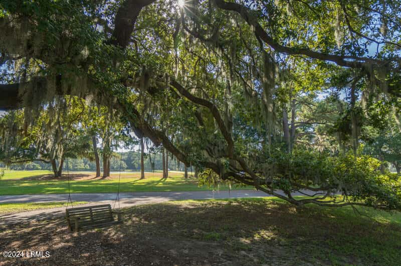 87 Tuscarora Avenue, Beaufort, SC 29907 — photo 18 of 19