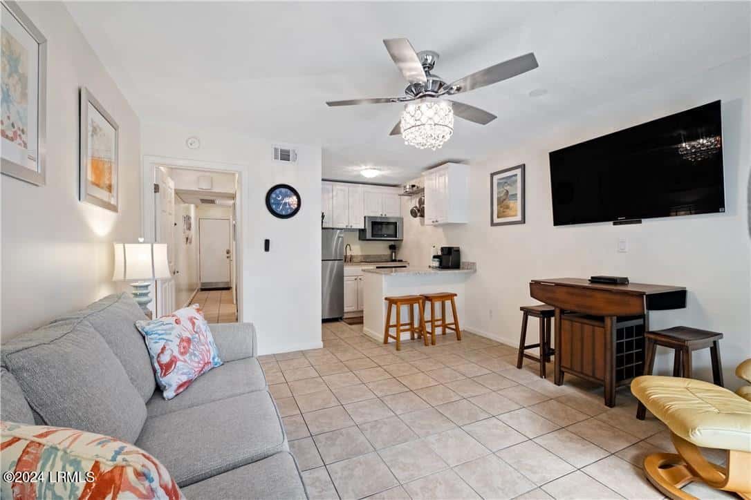 4 N Forest Beach Drive 106, Hilton Head Island, SC 29928 — photo 9 of 30