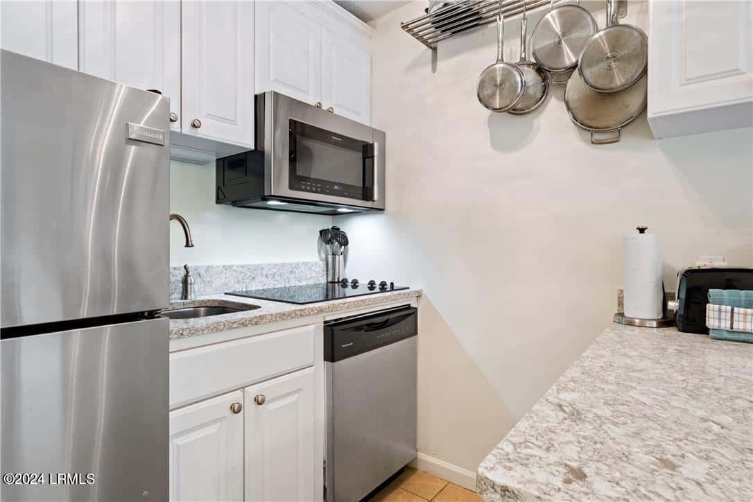 4 N Forest Beach Drive 106, Hilton Head Island, SC 29928 — photo 14 of 30