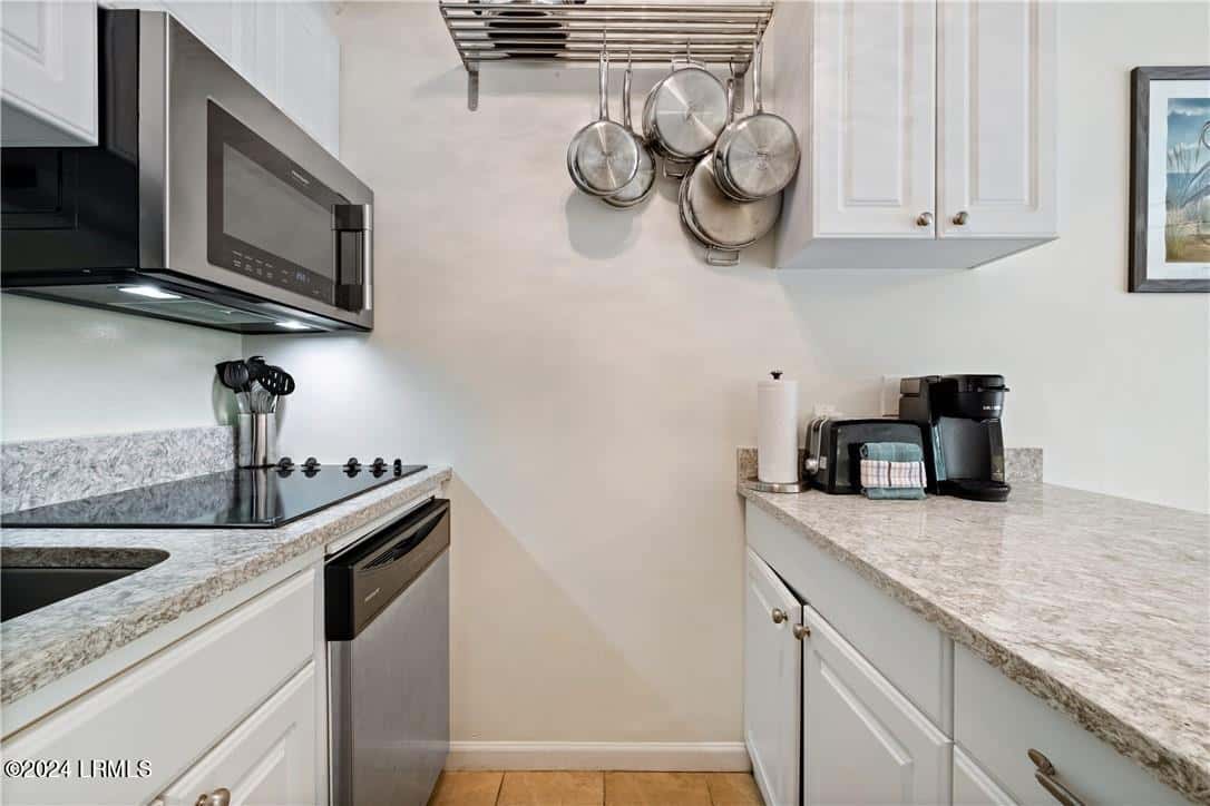 4 N Forest Beach Drive 106, Hilton Head Island, SC 29928 — photo 16 of 30
