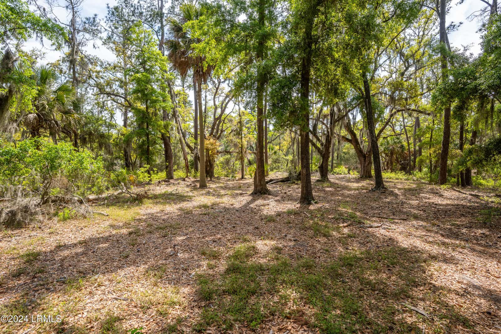 235 Old Plantation Drive W, Beaufort, SC 29907 — photo 8 of 31