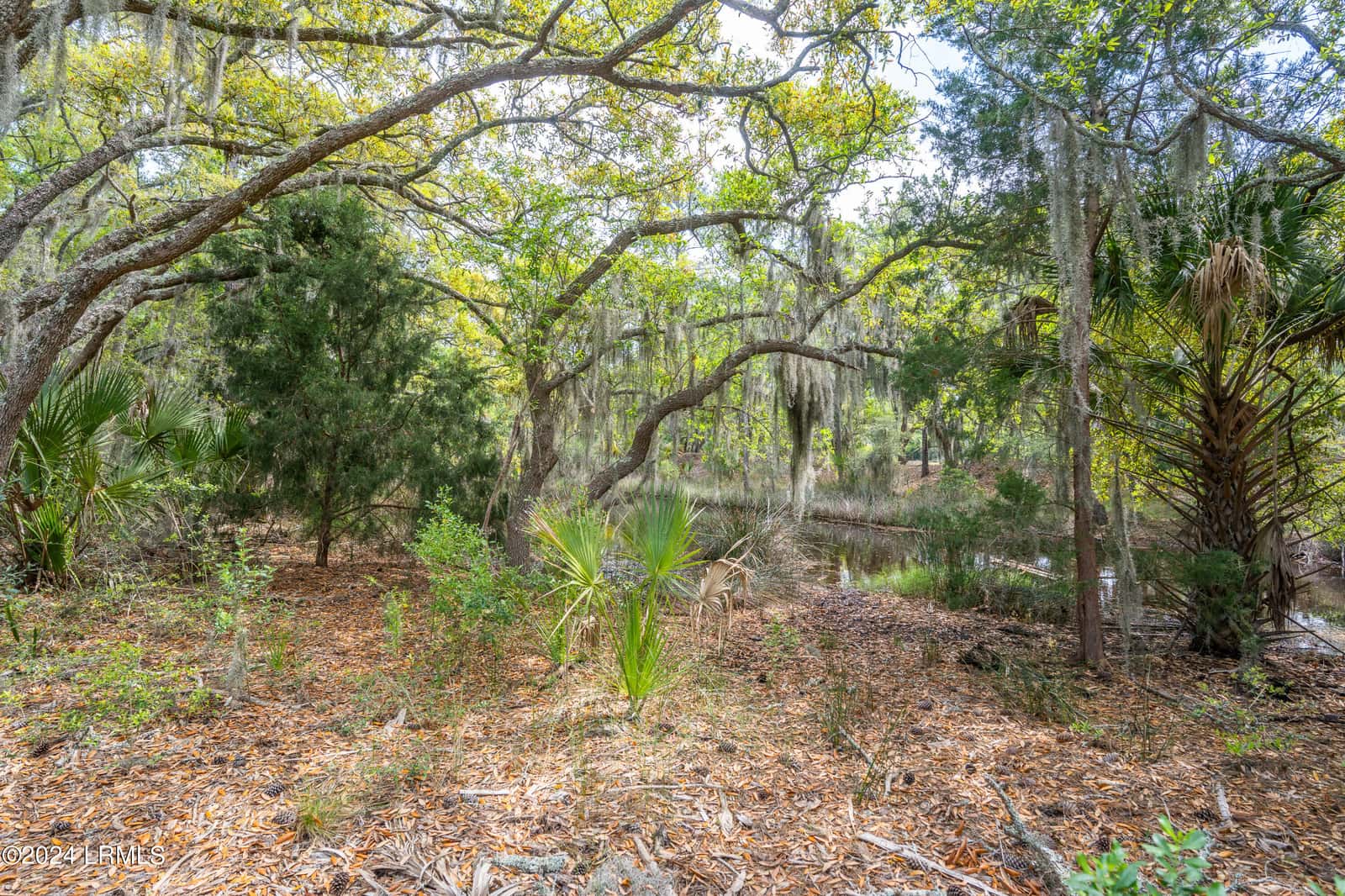 235 Old Plantation Drive W, Beaufort, SC 29907 — photo 13 of 31