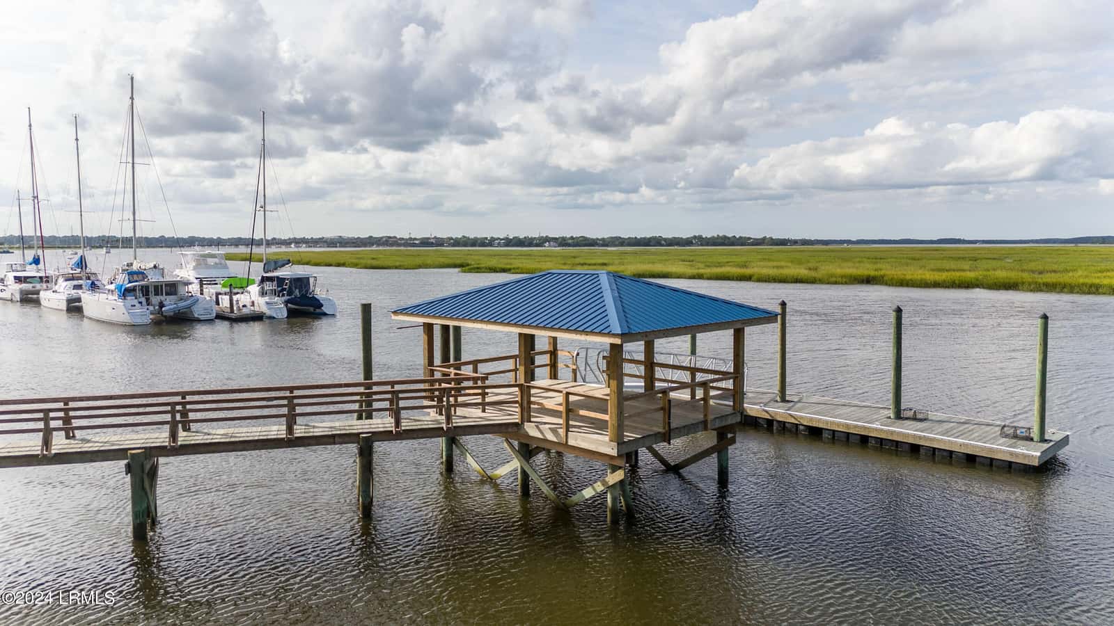 81 B Sea Island Parkway, Beaufort, SC 29907 — photo 4 of 36