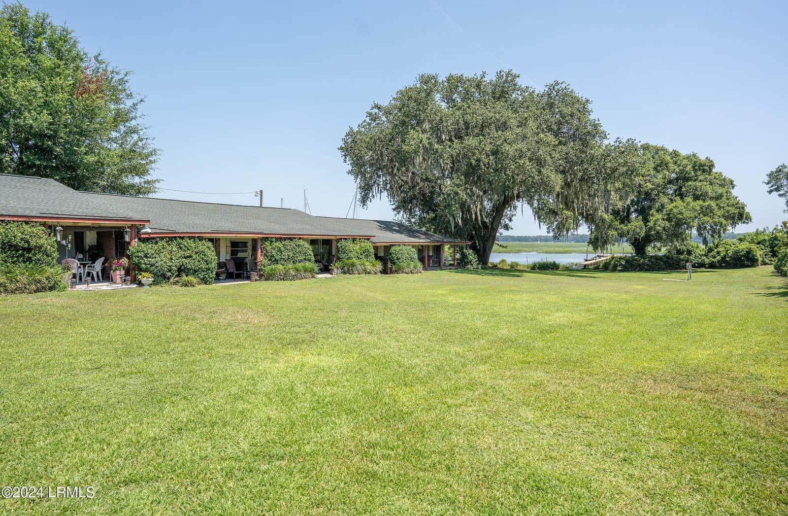 81 B Sea Island Parkway, Beaufort, SC 29907 — photo 12 of 36