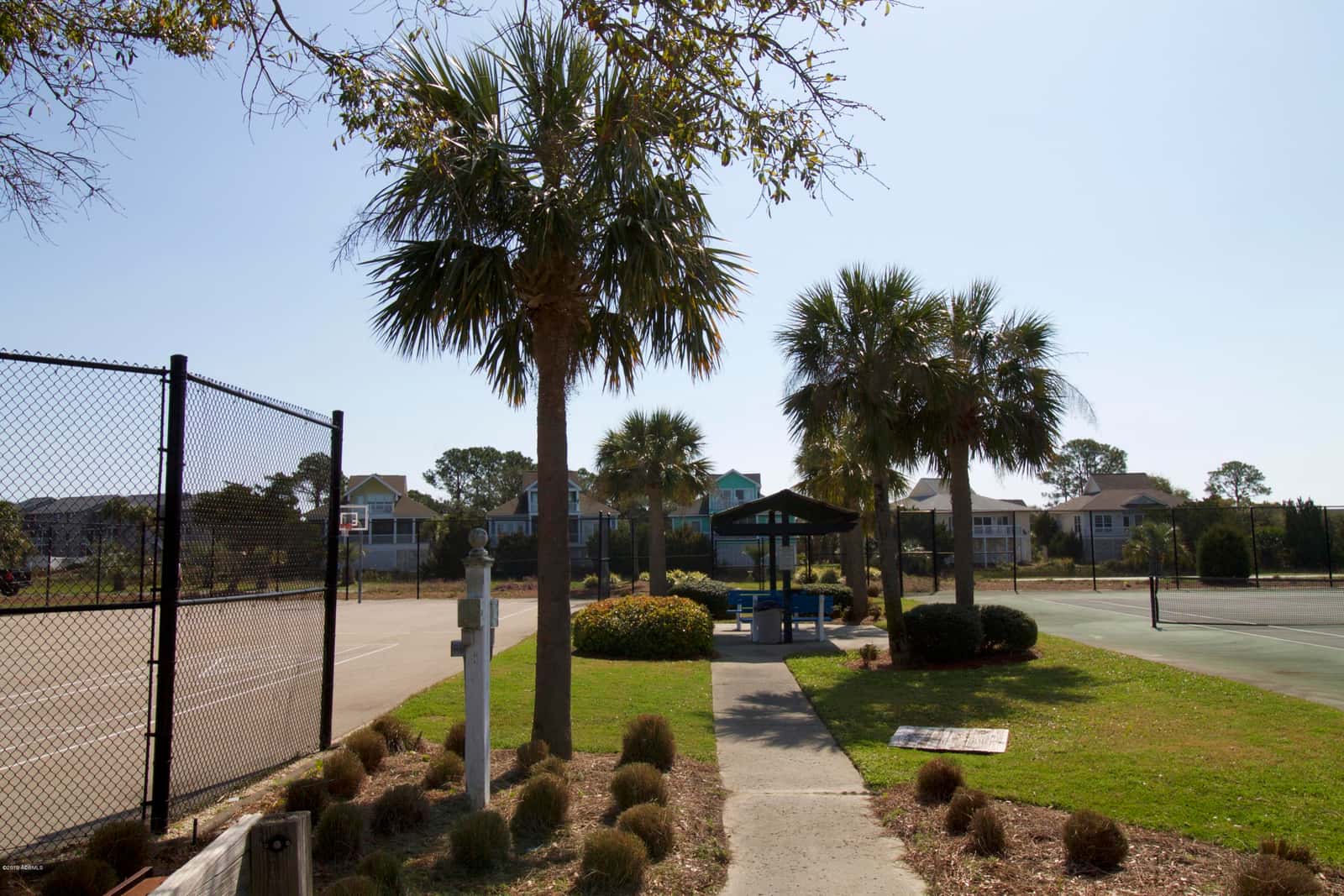 34 Lakeview Lane, Harbor Island, SC 29920 — photo 28 of 44