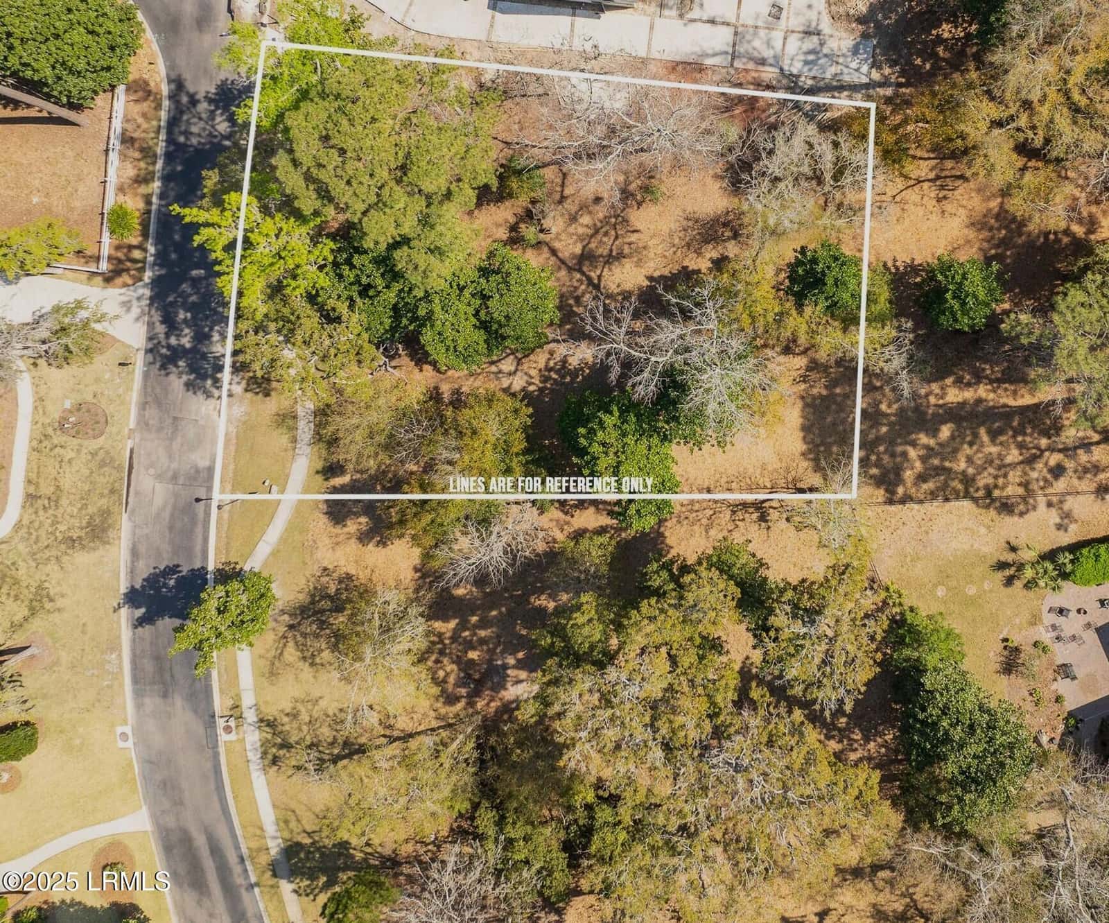 220 De La Gaye Point, Beaufort, SC 29902 — photo 2 of 37