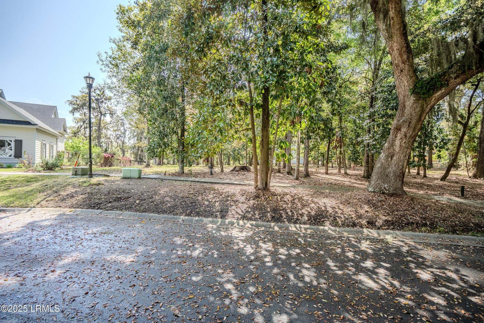 133 Fiveoaks Circle, Beaufort, SC 29902 — photo 3 of 35