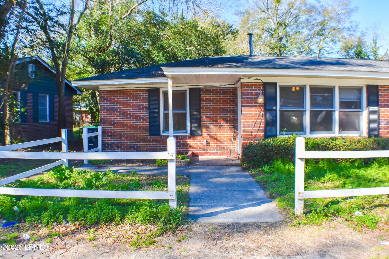 1810 6th Street A, Beaufort, SC 29902 — photo 1 of 8