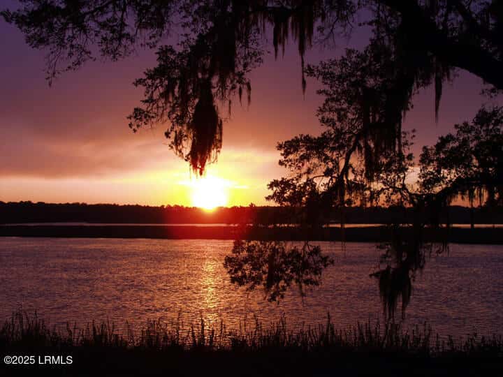 185 Distant Island Drive, Beaufort, SC 29907 — photo 18 of 25