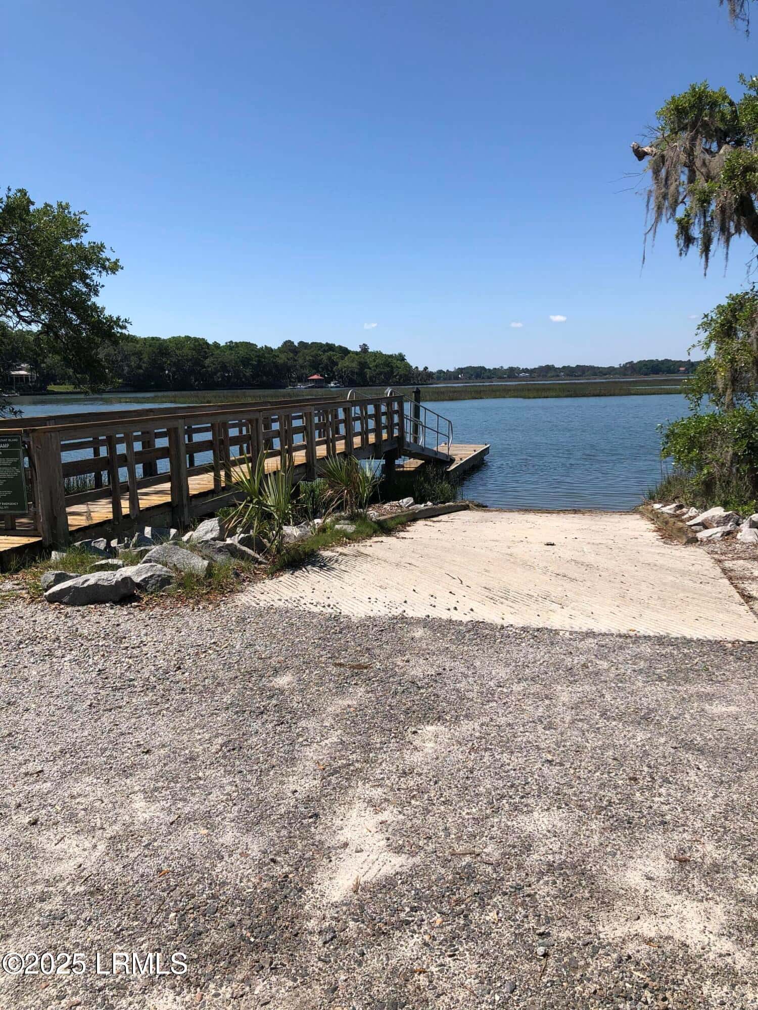 325 Distant Island Drive, Beaufort, SC 29907 — photo 7 of 10