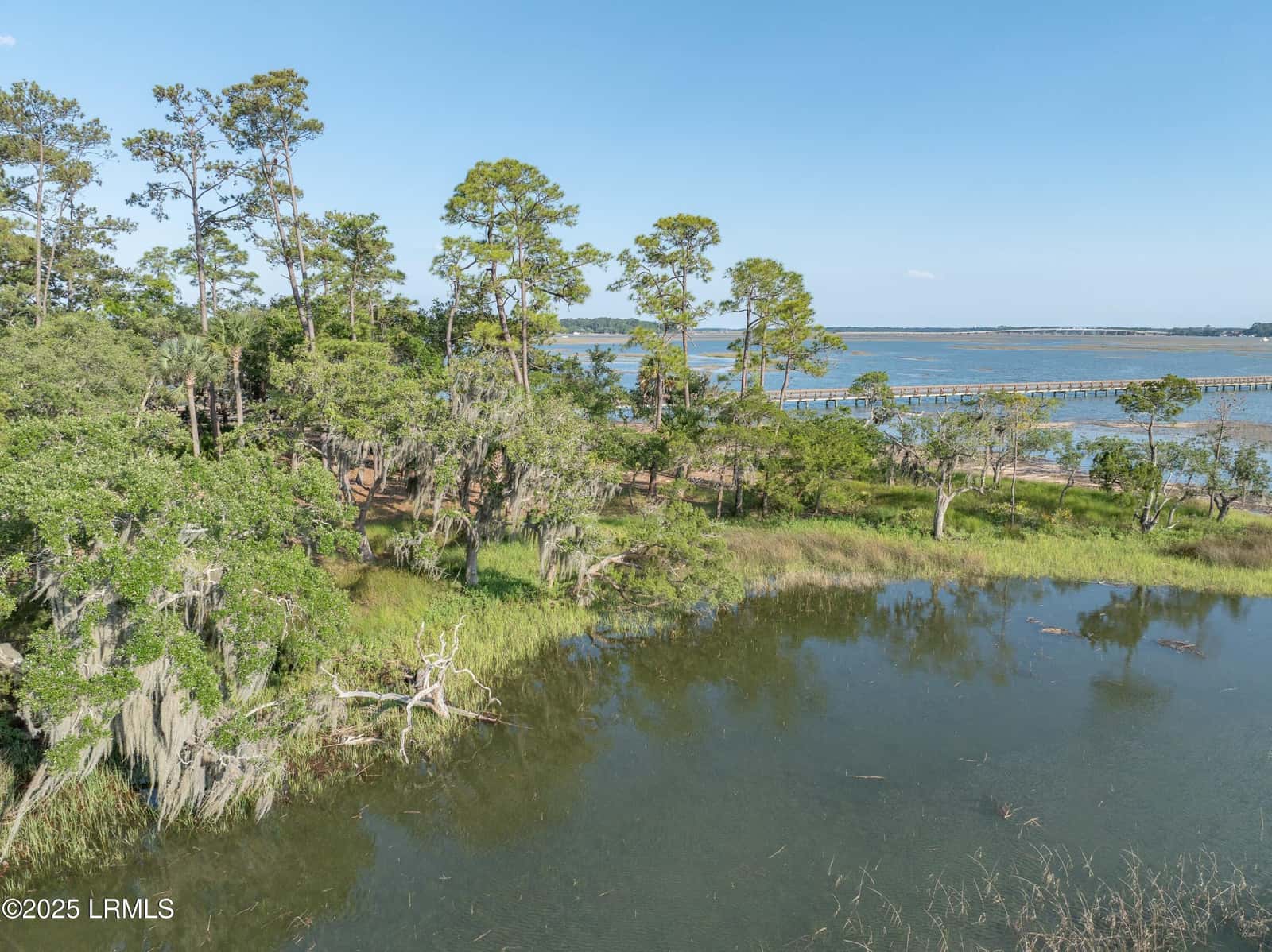 418 Islands Avenue, Beaufort, SC 29902 — photo 12 of 31