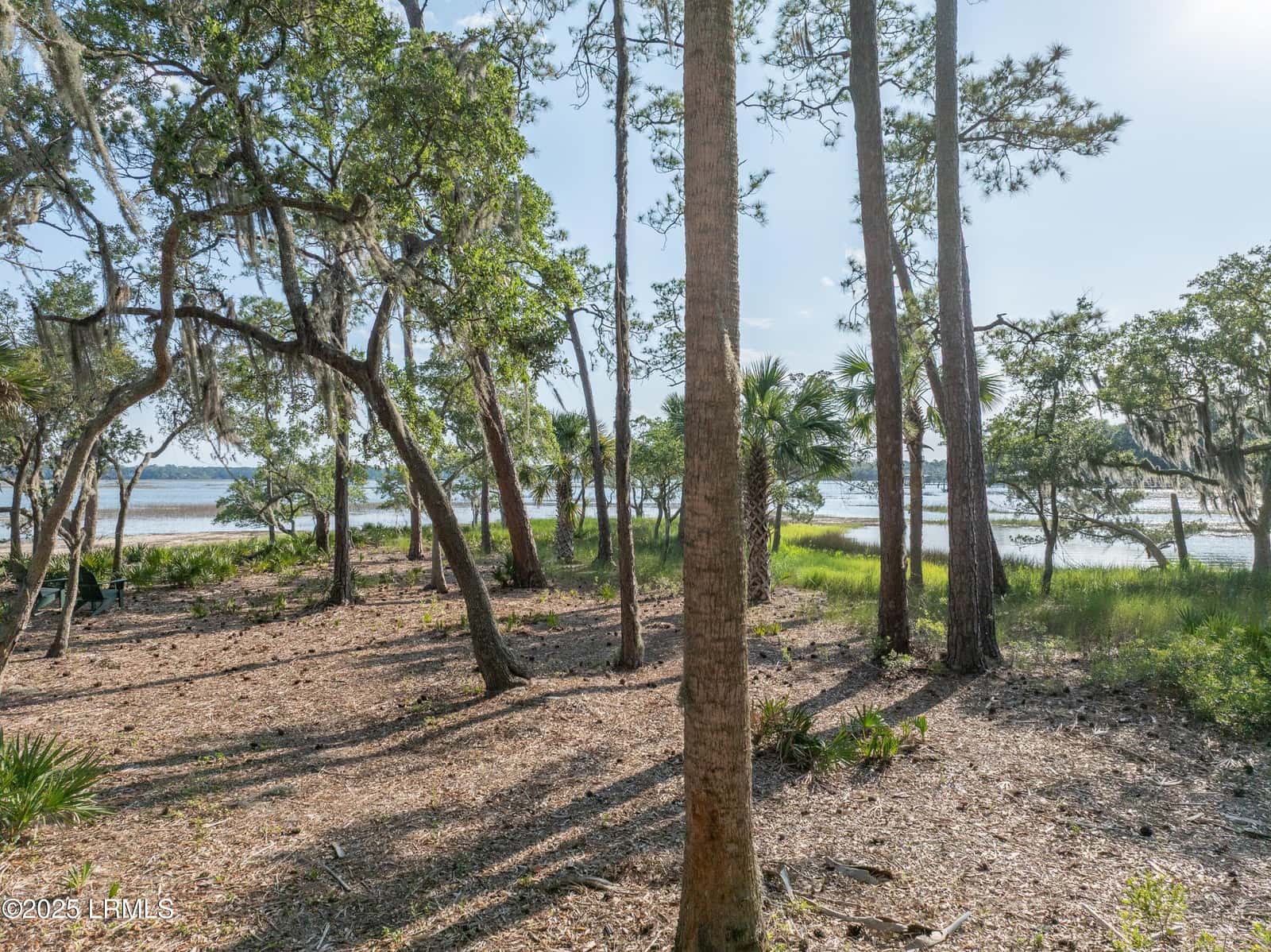 418 Islands Avenue, Beaufort, SC 29902 — photo 15 of 31