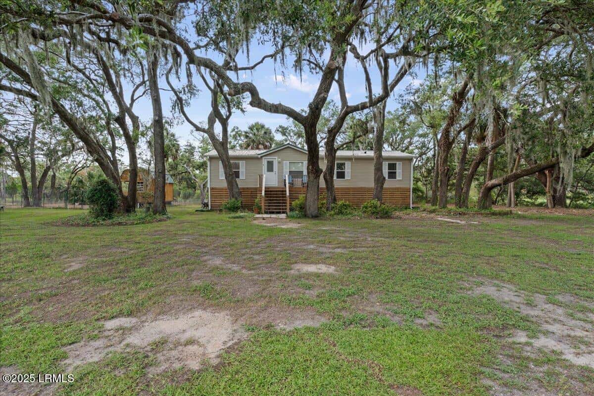 4 View Point Circle, St. Helena Island, SC 29920 — photo 2 of 36