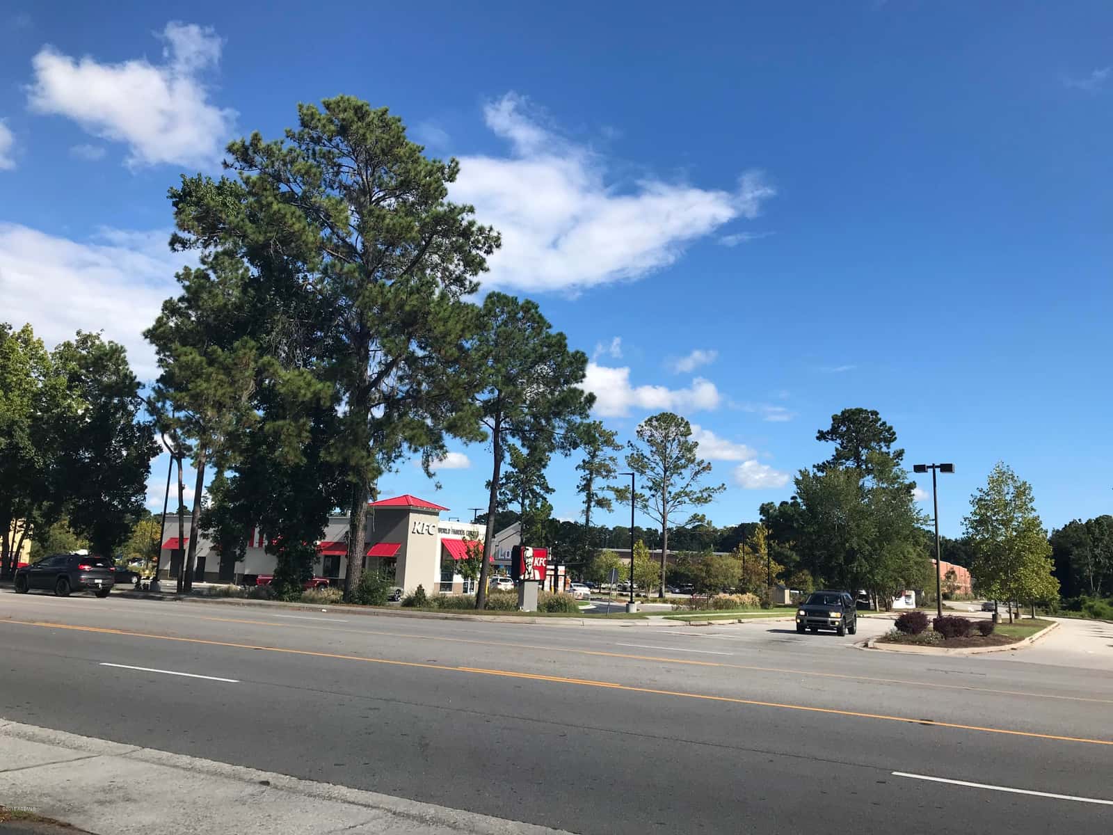218 Robert Smalls Parkway, Beaufort, SC 29906 — photo 3 of 7
