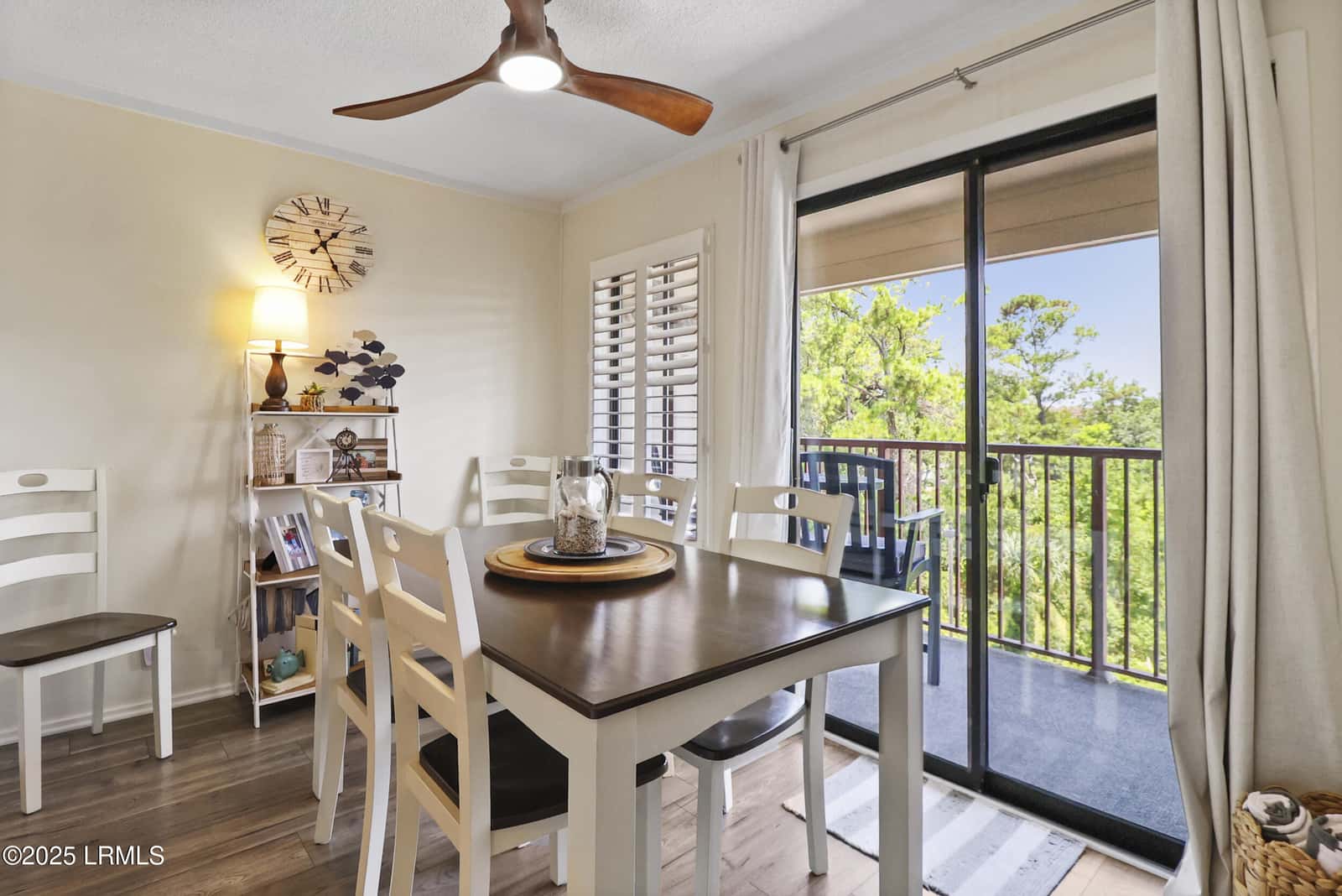 40 Folly Field Road 340, Hilton Head Island, SC 29928 — photo 4 of 81