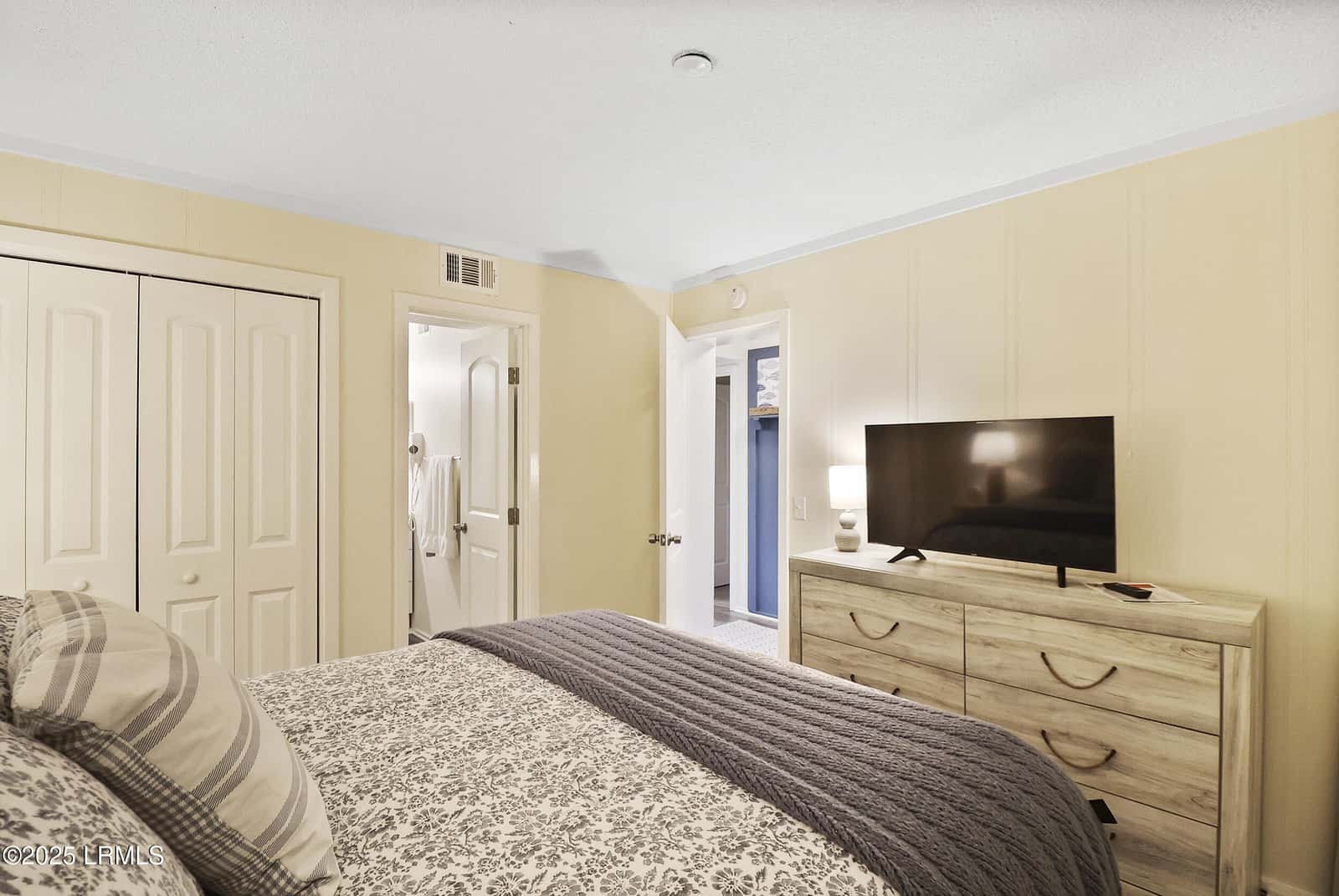 40 Folly Field Road 340, Hilton Head Island, SC 29928 — photo 32 of 81