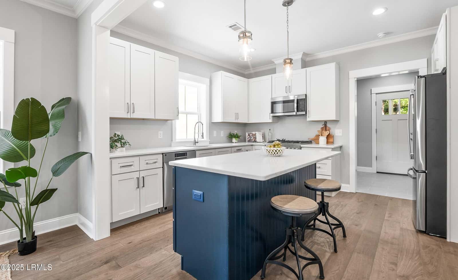 9 Attaway Lane, Beaufort, SC 29907 — photo 8 of 36
