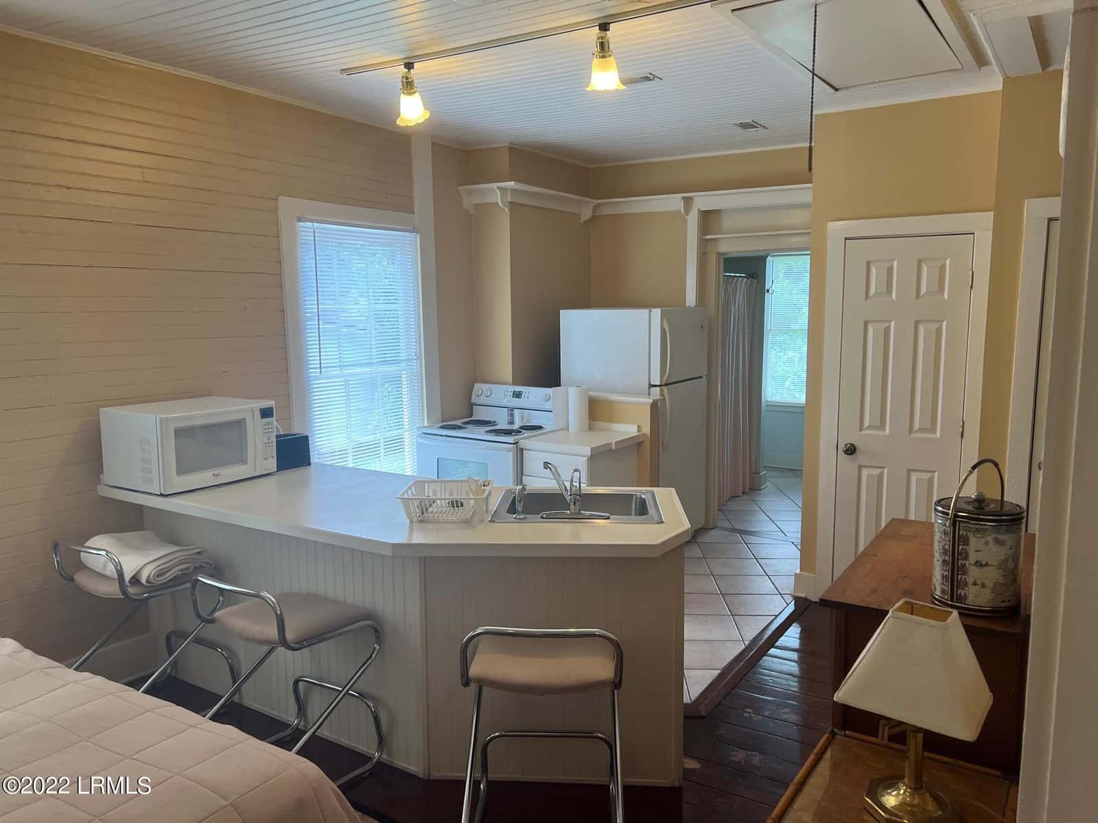 1103 Paris Avenue, Port Royal, SC 29935 — photo 7 of 9