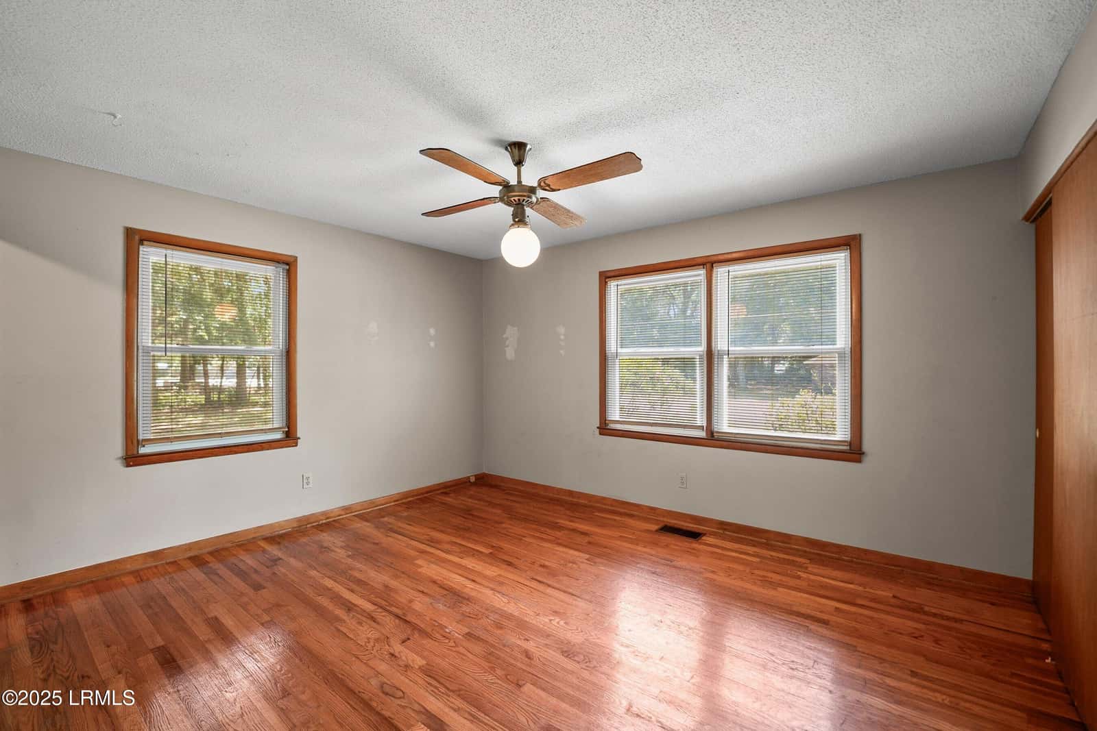 25 Miller Drive W, Beaufort, SC 29907 — photo 13 of 37