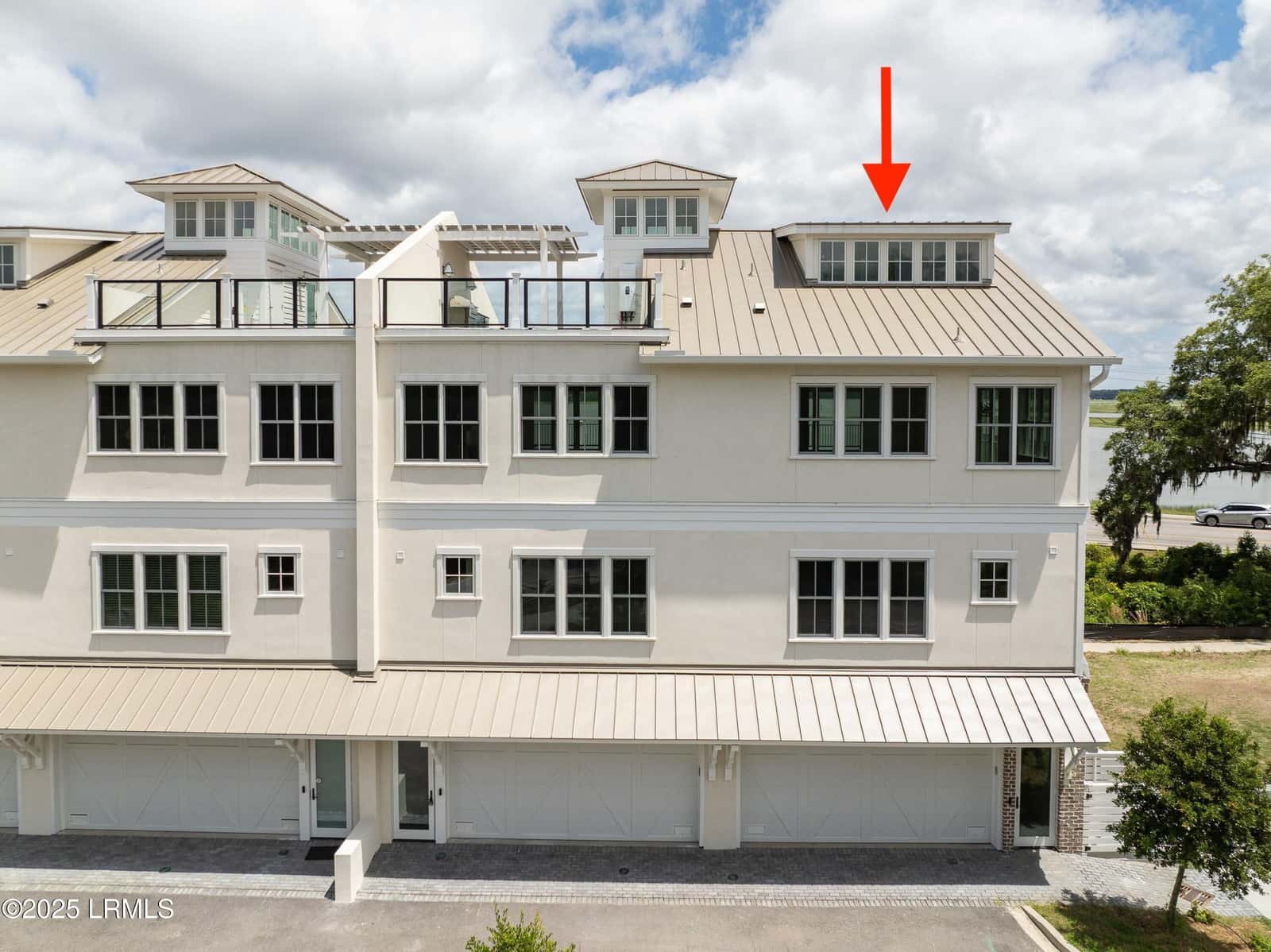 112 Whitehall Drive, Beaufort, SC 29907 — photo 1 of 89