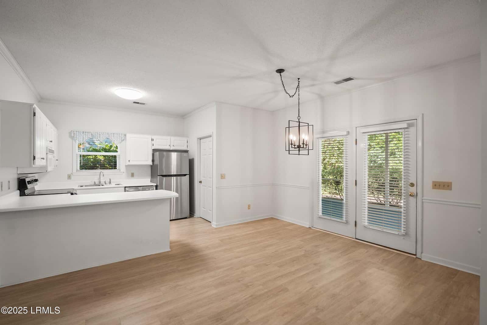 414 Joshua Court, Beaufort, SC 29902 — photo 9 of 51