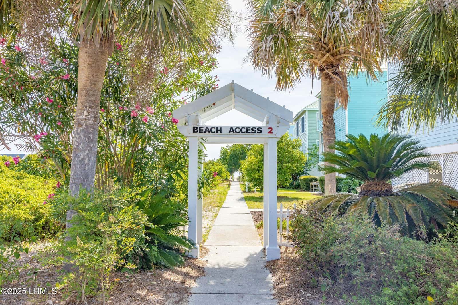 21 Lakeview Lane, Harbor Island, SC 29920 — photo 11 of 18