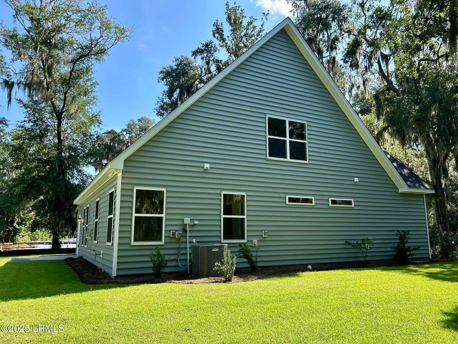 1 Alumni Road, Beaufort, SC 29907 — photo 21 of 23