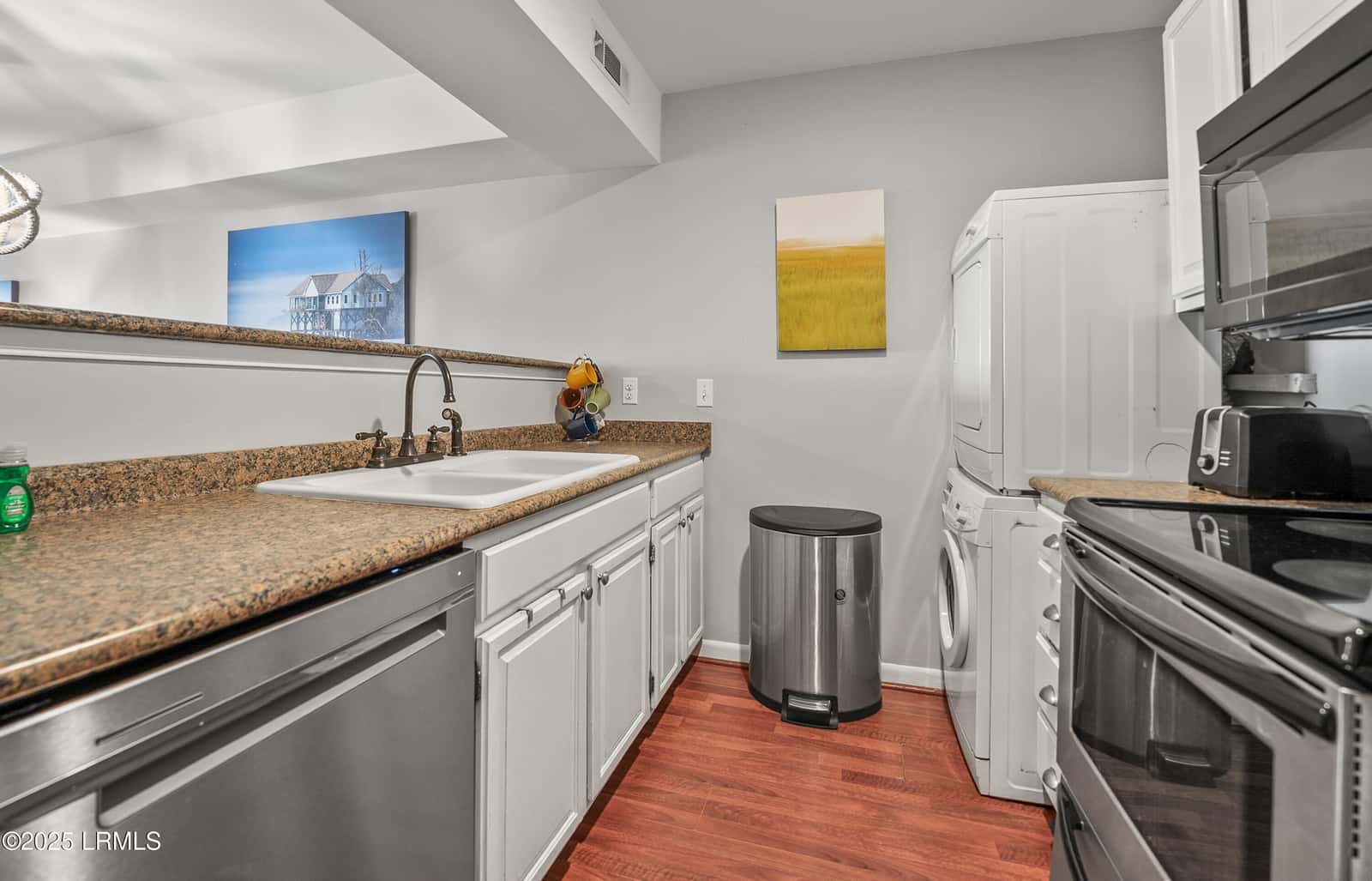 189 Beach Club Villa Drive 189, Fripp Island, SC 29920 — photo 10 of 35