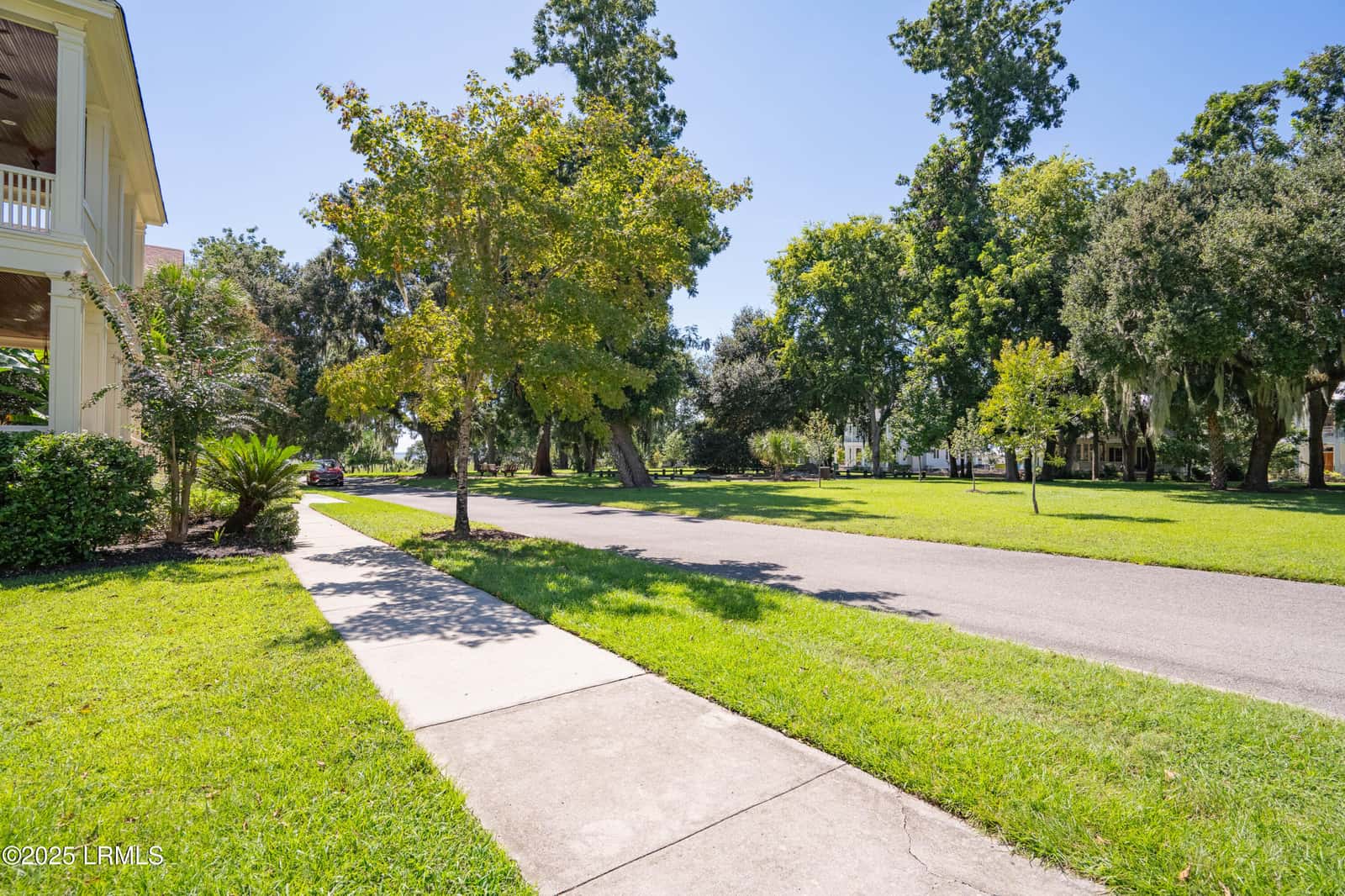 5 E Manor, Beaufort, SC 29906 — photo 4 of 21