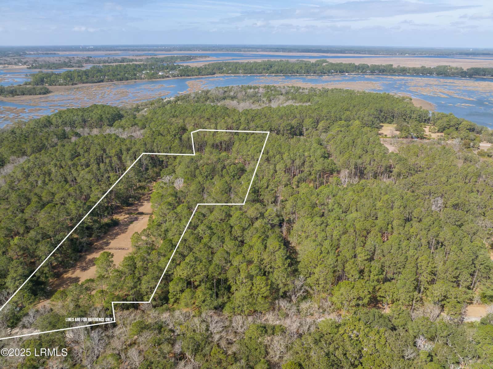52 Old Smugglers Wharf Road, St. Helena Island, SC 29920 — photo 2 of 38