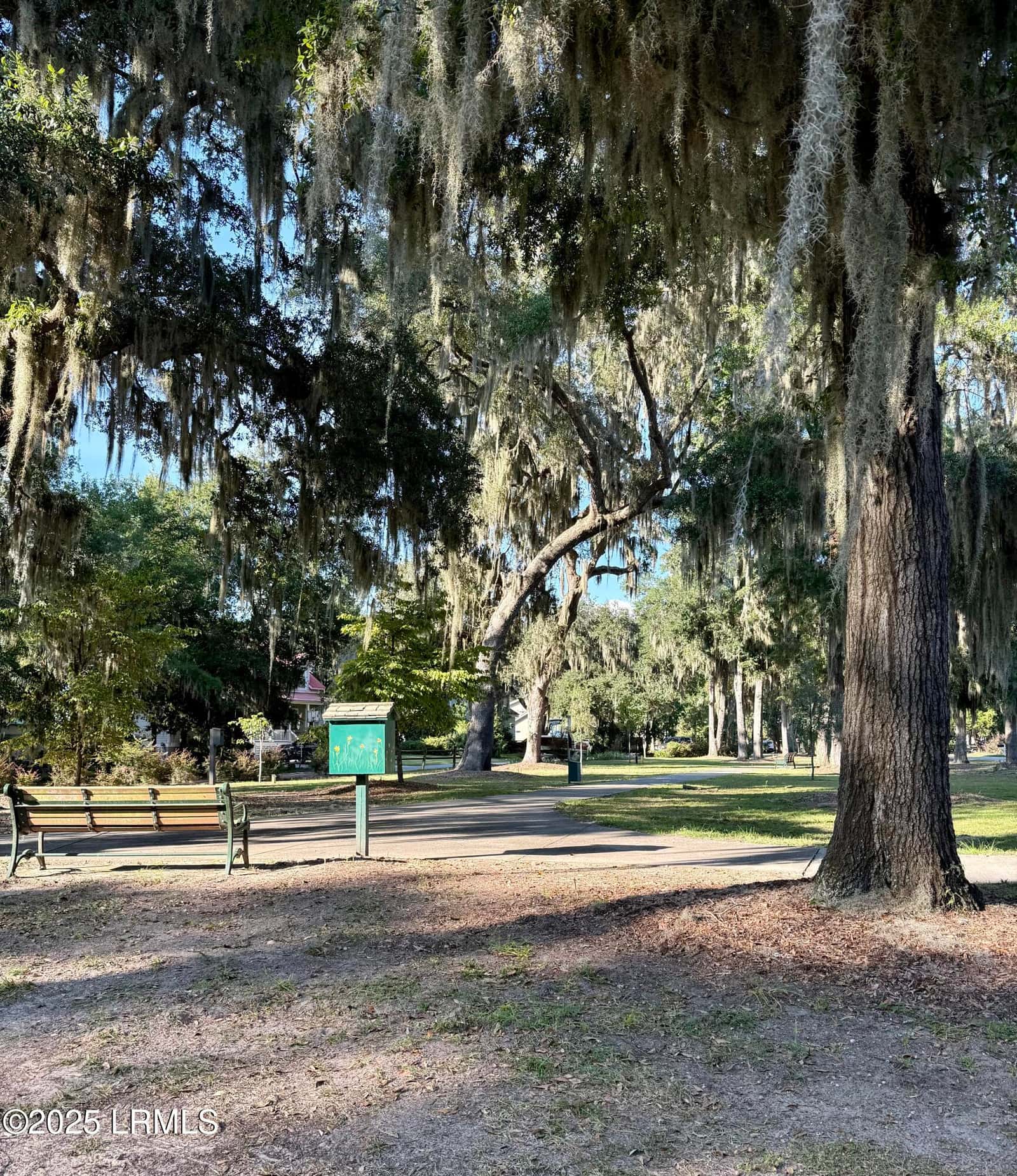 2214 Pigeon Point Road, Beaufort, SC 29902 — photo 8 of 11