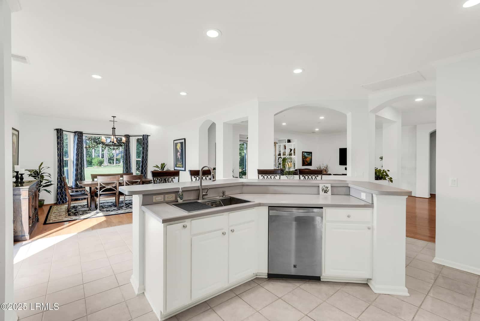 44 Hampton Circle, Bluffton, SC 29909 — photo 16 of 50