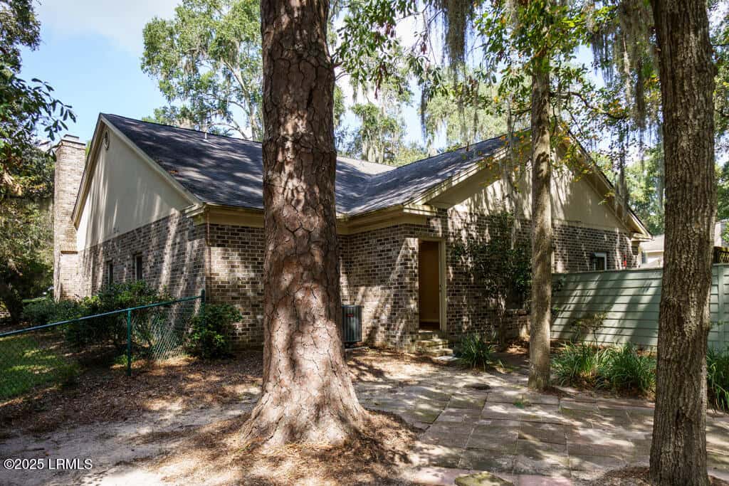 2676 Joshua Circle, Beaufort, SC 29902 — photo 3 of 69