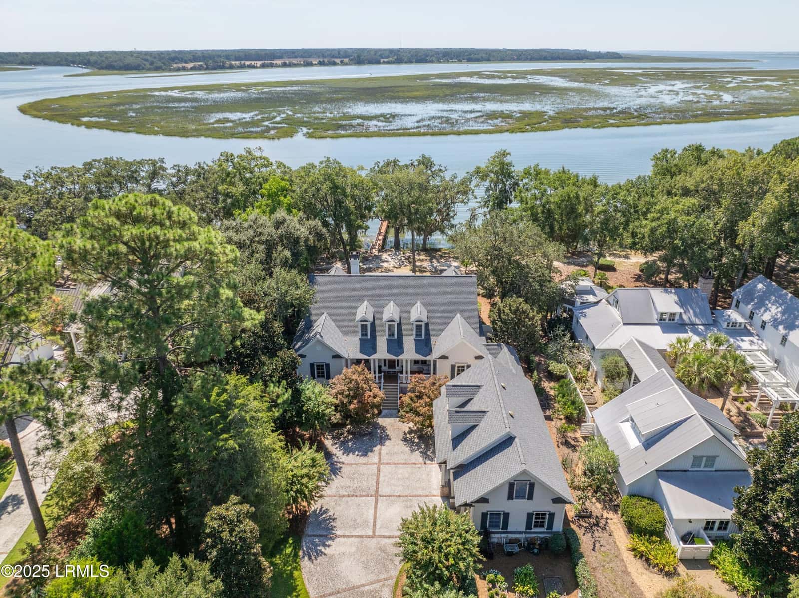 380 Distant Island Drive, Beaufort, SC 29907 — photo 1 of 100