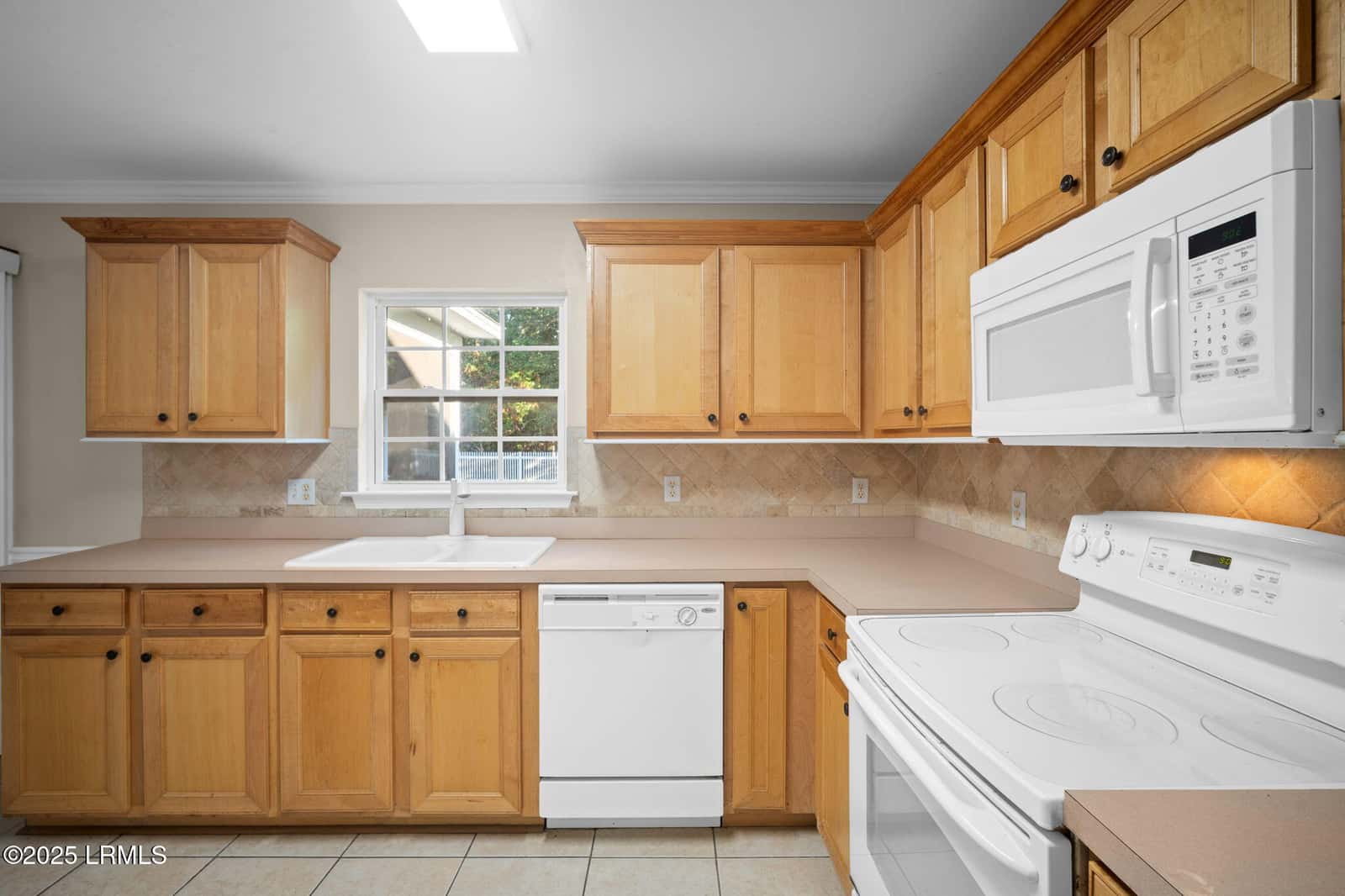 37 Heather Glenn Lane, Bluffton, SC 29910 — photo 13 of 50