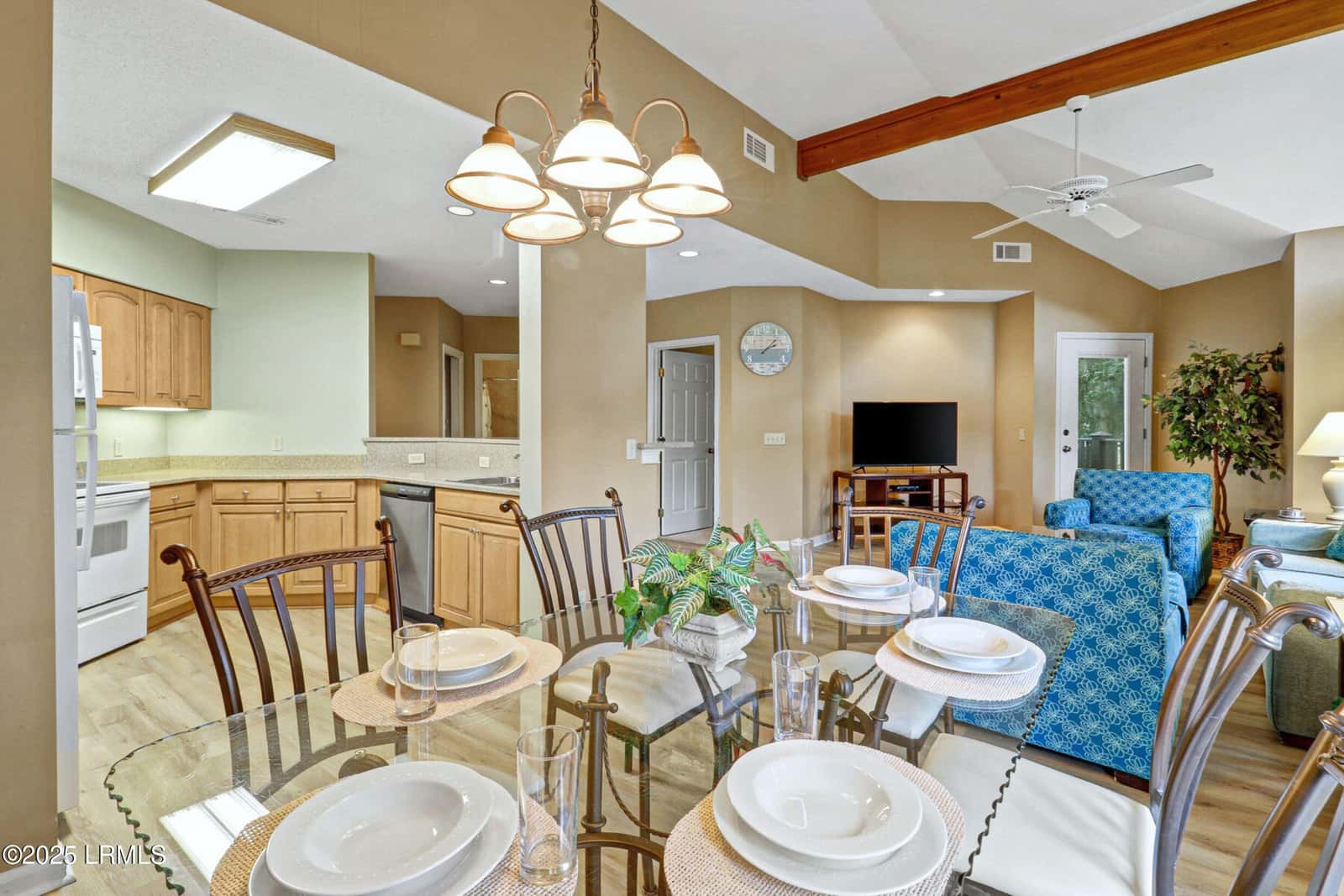 55 Barcelona Road 226-1, Hilton Head Island, SC 29928 — photo 8 of 35