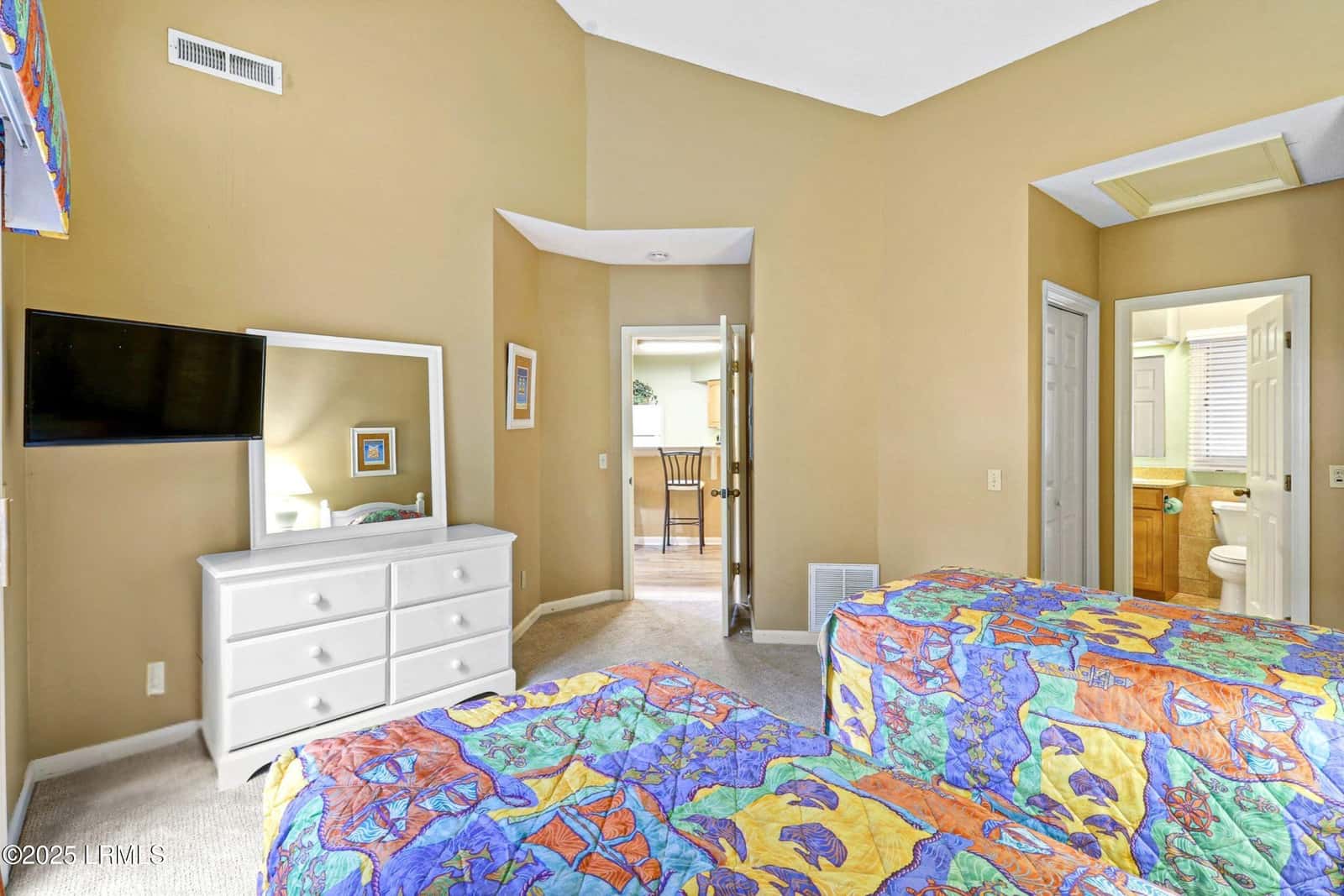55 Barcelona Road 226-1, Hilton Head Island, SC 29928 — photo 18 of 35