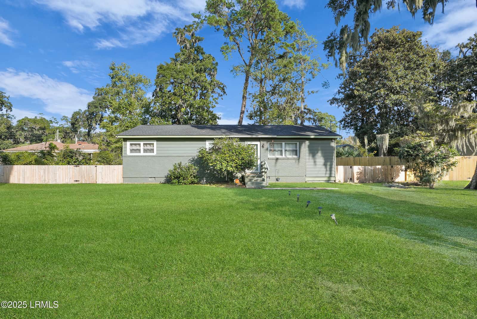1109 Old Trail Road, Beaufort, SC 29902 — photo 1 of 24
